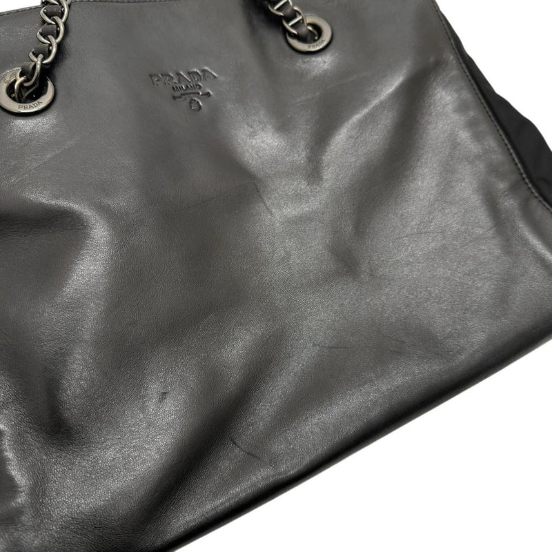 【PRADA/プラダ】 チェーンショルダーバッグ 白タグあり ショルダーバッグ レザー ブラックレザー/ブラックメッキ金具 レディース【中古】【真子質店】【BL】




【MaKD】