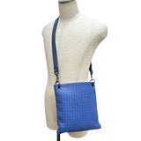 【BOTTEGAVENETA/ボッテガヴェネタ】 イントレチャート スクウェア型 ショルダーバッグ レザー ブルー メンズ【中古】【真子質店】【BL】




【MaMox】