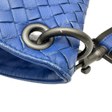 【BOTTEGAVENETA/ボッテガヴェネタ】 イントレチャート スクウェア型 ショルダーバッグ レザー ブルー メンズ【中古】【真子質店】【BL】




【MaMox】