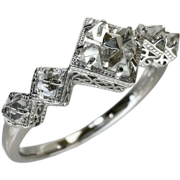 17.5号 ラフダイヤモンド 計0.40ct リング・指輪 K18WGホワイトゴールド 18金 3.8g レディース
【中古】【真子質店】【NN】




【MoMox】