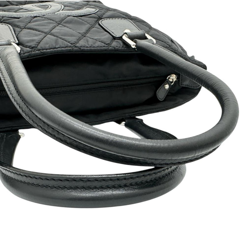 【CHANEL/シャネル】 A33100 パリニューヨーク トートバッグ 12番（2008年頃） ナイロン/レザー ブラックナイロン/ブラックレザー レディース【中古】【真子質店】【BL】




【IDMax】