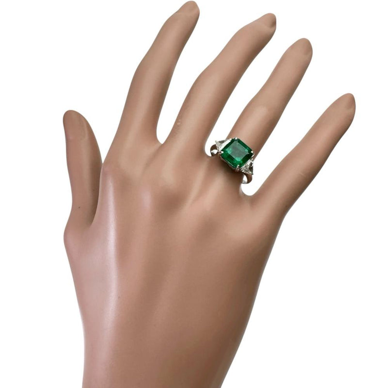 12号 エメラルド 3.22ct ダイヤモンド 0.585ct リング・指輪 Pt900プラチナ 4.3g レディース
【中古】【真子質店】【NN】




【IKYxx】