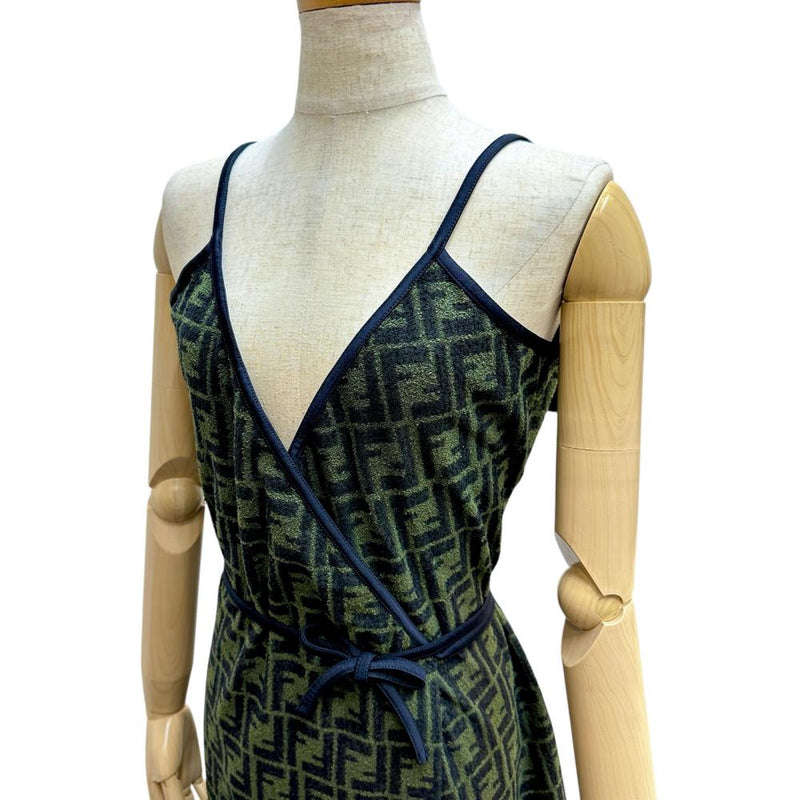 【FENDI/フェンディ】 ズッカ柄 カシュクール ワンピース コットン/（85％コットン/15％エラスタン） カーキ レディース【中古】【真子質店】【GD】




【Yx】