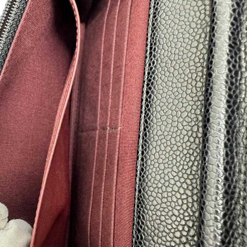 【CHANEL/シャネル】 マトラッセ チェーンウォレット Sシール有 ショルダーバッグ 16番台（2012年） レザー/キャビアスキン ブラック レディース【中古】【真子質店】【BL】




【TMiMox】