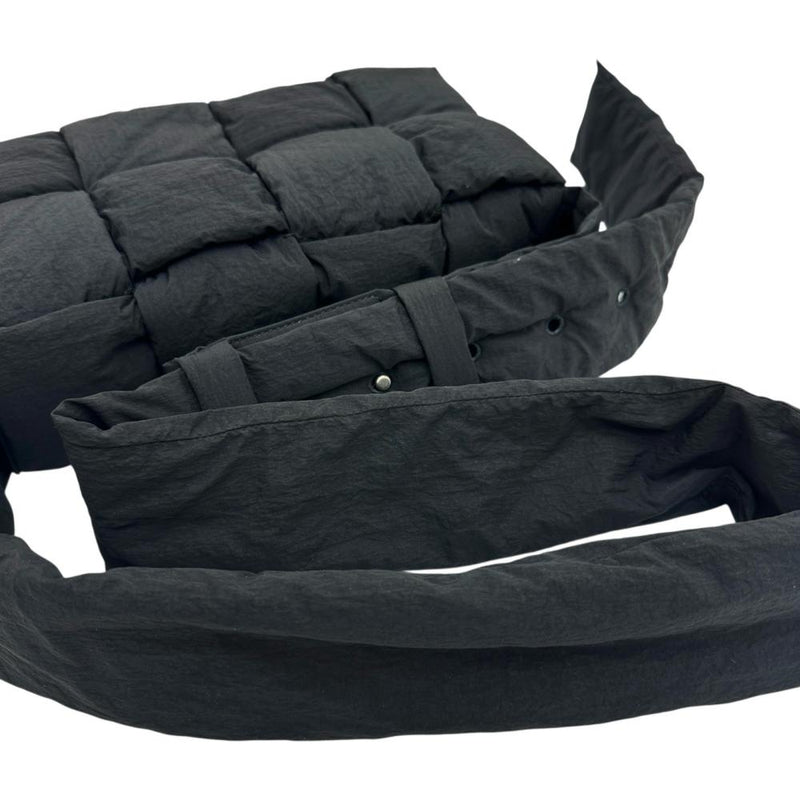 【BOTTEGAVENETA/ボッテガヴェネタ】 パデット テック カセット マキシイントレチャート ショルダーバッグ ナイロン ブラックナイロン レディース【中古】【真子質店】【BL】




【MixMi】