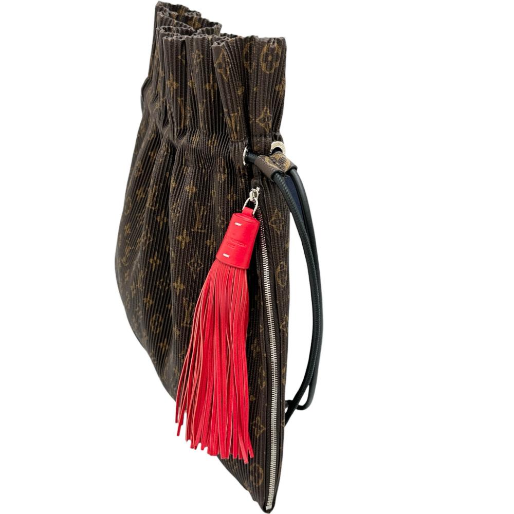 【新品】ルイヴィトン　巾着 LOUIS VUITTON/ルイ・ヴィトン】 エクスプローラーMM モノグラム