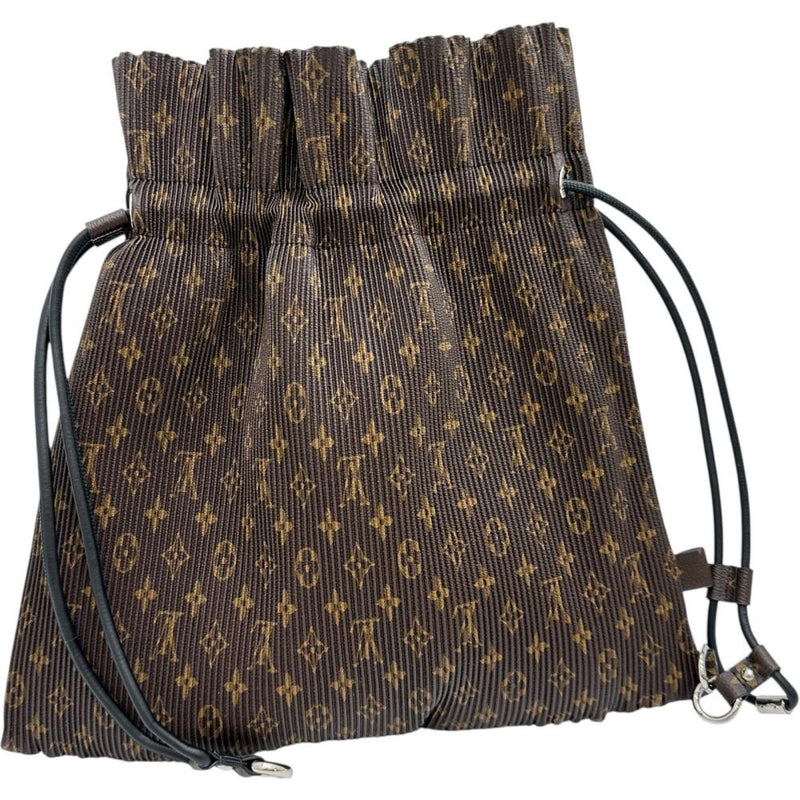 【LOUIS VUITTON/ルイ・ヴィトン】 エクスプローラーMM モノグラム M42545 巾着式 プリーツ ショルダーバッグ PVC ブラウン/シルバー金具 レディース【中古】【真子質店】【BL】




【IKxMo】