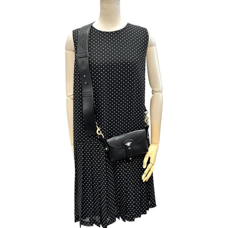 【Christian Dior/クリスチャンディオール】 ビー ショルダーバッグ レザー ブラック ユニセックス【中古】【真子質店】【BL】




【YxMo】