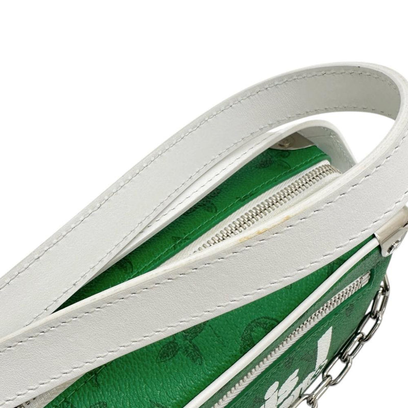 【LOUIS VUITTON/ルイ・ヴィトン】 M80816 バッグエブリデイ LV ミニ ソフトトランク ショルダーバッグ モノグラムキャンバス グリーン/シルバー金具 レディース【中古】【真子質店】【BL】




【TIKMi】