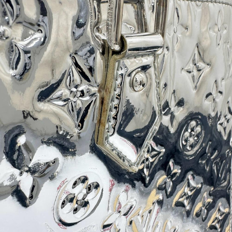 【LOUIS VUITTON/ルイ・ヴィトン】 M40269 モノグラムミロワール サックプラ トートバッグ エナメル シルバー金具 レディース【中古】【真子質店】【BL】




【IKxMo】