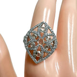 12号 ダイヤモンド(ローズカット) 計0.63ct ダイヤモンド 計0.59ct リング・指輪 K18WGホワイトゴールド 18金 5.0g レディース
【中古】【真子質店】【NN】




【IIDD】