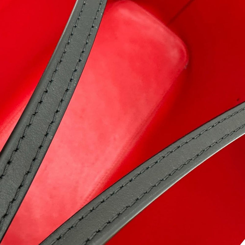 【Christian Louboutin/クリスチャンルブタン】 カバタ ハンドバッグ トートバッグ レザー ブラック/レッド レディース【中古】【真子質店】【BL】




【KMiI】