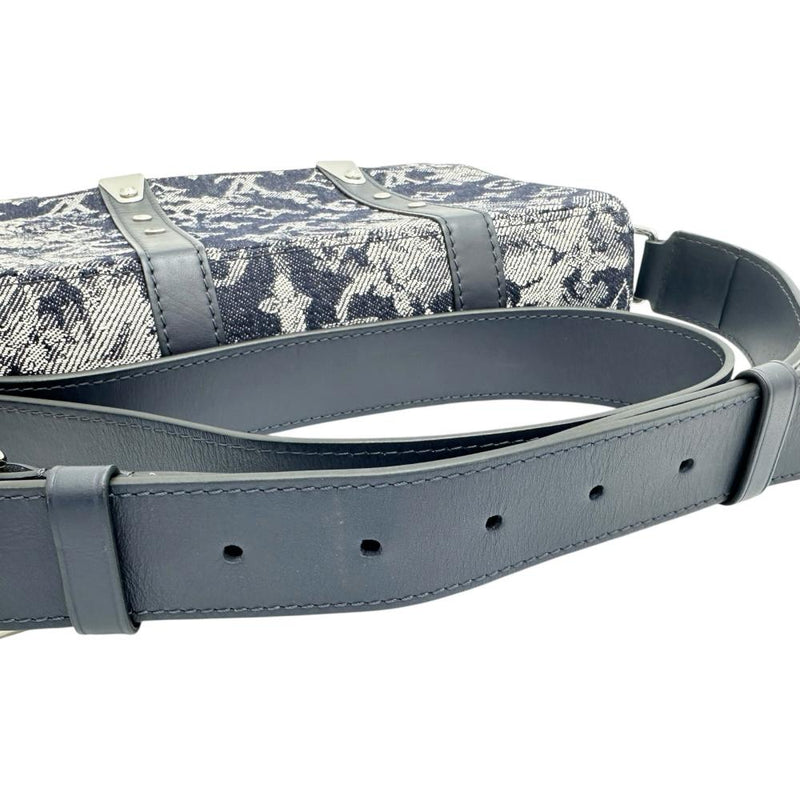 【LOUIS VUITTON/ルイ・ヴィトン】 M57282 トランク メッセンジャーPM モノグラムタペストリー ショルダーバッグ キャンバス ネイビー レディース【中古】【真子質店】【BL】




【IMiIMo】