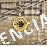 【BALENCIAGA/バレンシアガ】 702589 AirPods3 ショルダーケース その他小物 PVCコーティングキャンバス ブラウン/ゴールド金具 ユニセックス【中古】【真子質店】【BL】




【IMox】