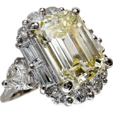 Size 13 Emerald-cut Diamond (LY-SI1-FAINT) 3.747ct Diamond 1.28ct Ring・Finger Ring Pt900 Platinum 9.5g Ladies
【Used】【Makoto Shichiten】【NN】




【Dxxx】
