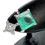 エメラルド 0.80/0.70ct ダイヤモンド 0.15/0.70ct ピアス Pt900プラチナ 2.6g レディース
【中古】【真子質店】【NN】




【KDMi】