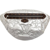 【LOUIS VUITTON/路易威登】 M20971 LV枕头包Maxi腰包 尼龙/Monogram帆布 银色尼龙/棕色PVC/银色五金 女士【中古】【真子质店】【BL】




【TxSx】