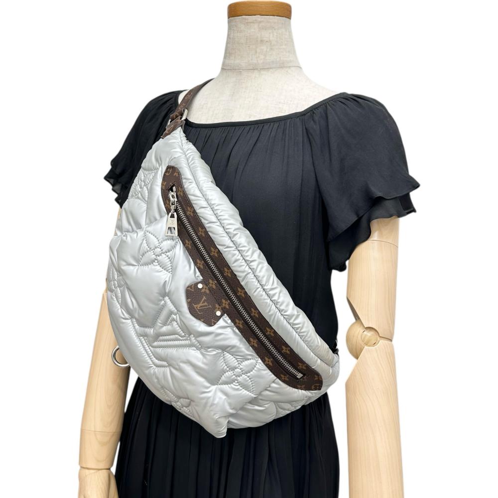 LOUIS VUITTON/ルイ・ヴィトン】 M20971 LVピロー マキシ バムバッグ