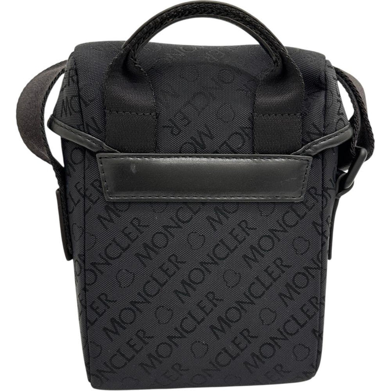 MONCLER/モンクレール】 H209A6B00002 M2424 スプレッド クロスボディ 
