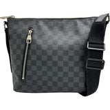 【LOUIS VUITTON/路易威登】 N41211 Mick PM 单肩包 Damier Graphite 帆布 黑色帆布/银色五金 女士【中古】【真子质店】【BL】




【KKx】