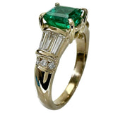 Emerald (MUZOgreen) 1.37ct Diamond 0.47ct Ring K18 Gold 5.7g for Women
[Used] [Makoto Shichiten] [NN]

[YxMox]