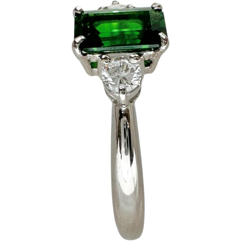 10.5号 グリーングロッシュラーガーネット 0.69ct ダイヤモンド 0.15ct 