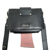 [PRADA] City Plex 1BD067 Shoulder Bag Leather Black/Pink Women's [Used] [Makoto Shichiten] [BL]

[DMiS]