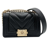 【CHANEL/シャネル】 ボーイシャネル15 ミニ Vステッチ ショルダーバッグ シリアルプレート(2021年以降） キャビアスキン ブラック/ゴールド金具 レディース【中古】【真子質店】【BL】




【DMoYMo】