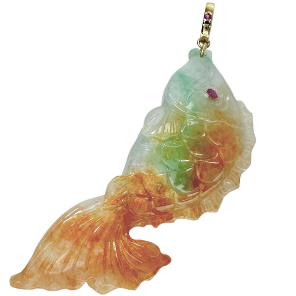 魚モチーフ 翡翠（樹脂含侵なし） 54.1ct ルビー 0.11ct ペンダント