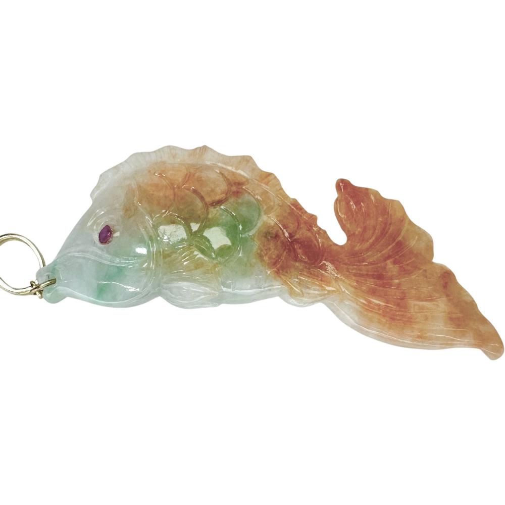魚モチーフ 翡翠（樹脂含侵なし） 54.1ct ルビー 0.11ct ペンダント