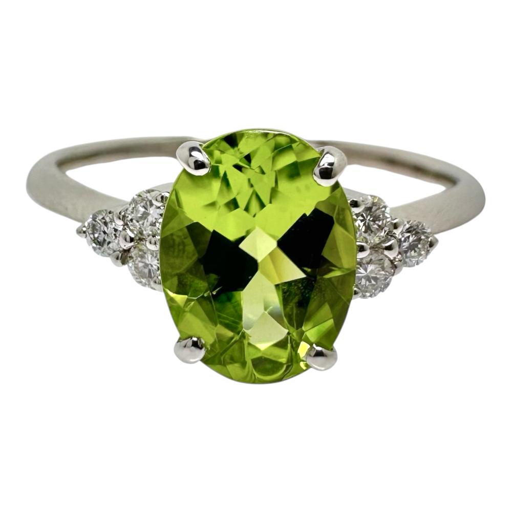 あ*ん様 ペリドットリング 大粒トリリアントカット　ダイヤ0.12ct/Pt95 12号 ペリドット 1.29ct ダイヤモンド 計0.10ct リング・指輪 Pt950