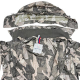 【MONCLER/モンクレール】 カモフラ 41050 5054167 ブルゾン ナイロン カーキ/カモフラ柄 レディース【中古】【真子質店】【GD】




【IMox】