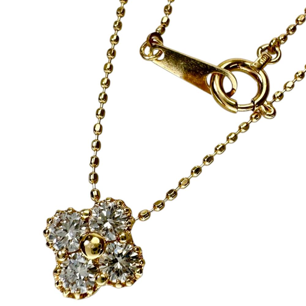 k18WG フラワーネックレス　アジャスター付き 四つ葉フラワーモチーフ アジャスター付き ダイヤモンド 0.34ct