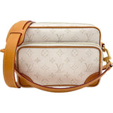 【LOUIS VUITTON/ルイ・ヴィトン】 ナイル M14682 モノグラムヘリテージ ショルダーバッグ PVC/ヌメ革 オフホワイト/ゴールド金具 レディース【中古】【真子質店】【BL】




【TMiTK】