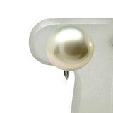 アコヤパール 9.0mm イヤリング Pt850プラチナ 3.4g レディース
【中古】【真子質店】【NN】




【Dx】