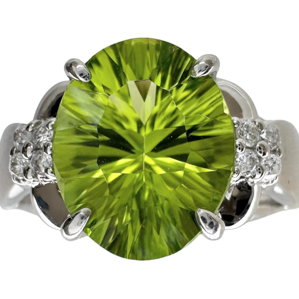 S*M様 entetsu Pt900 プラチナ ペリドット リング 指輪 9号 15号 ペリドット 3.17ct ダイヤモンド 0.09ct リング・指輪 Pt900