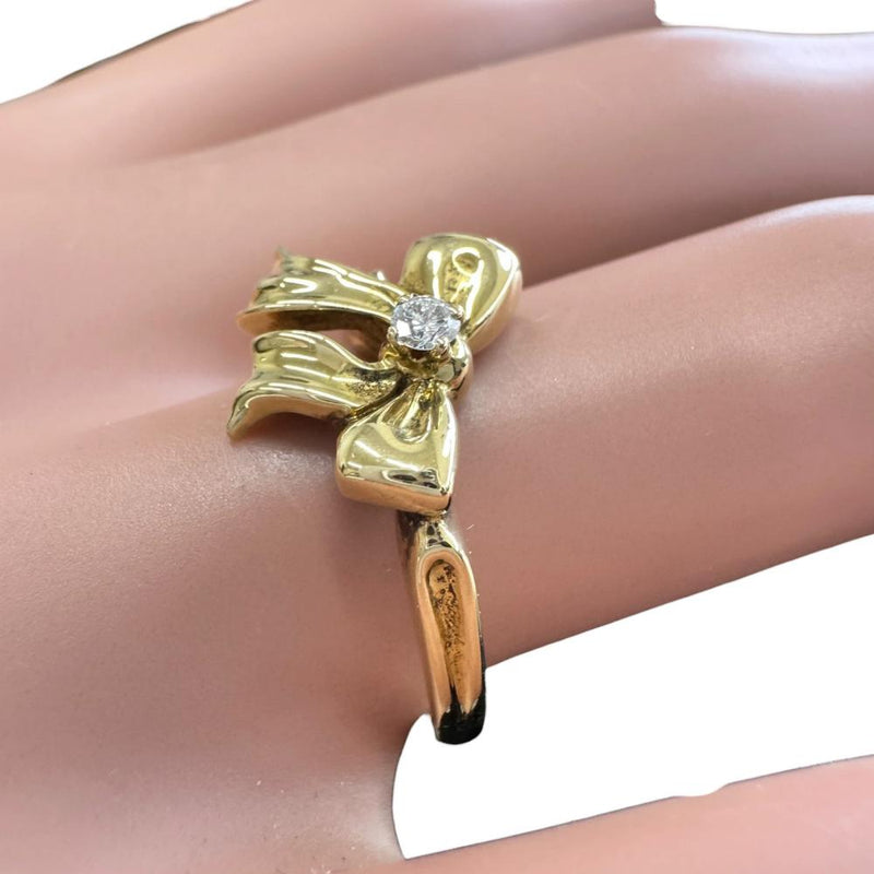 11号【TIFFANY&Co./ティファニー】 リボンモチーフ 1Pダイヤモンド