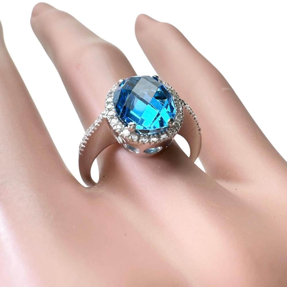 11.5号 ブルートパーズ ダイヤモンド 計0.23ct リング・指輪 K18WG 