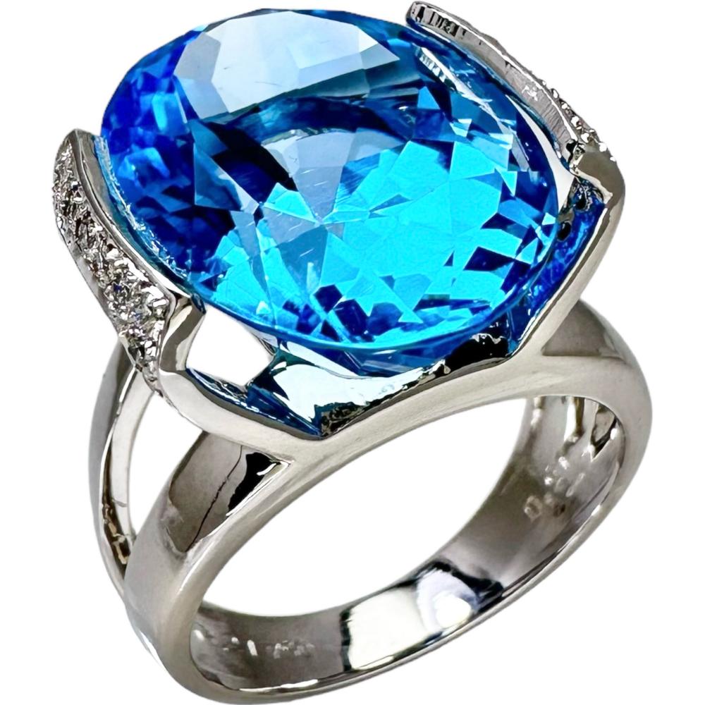 13号 ブルートパーズ 15.21ct ダイヤモンド 計0.21ct リング・指輪