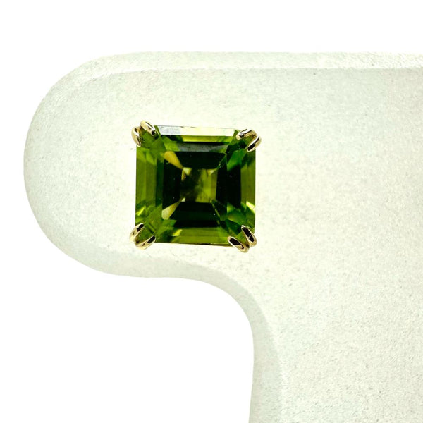 ペリドット 計0.70×2ct ピアス K18ゴールド 18金 1.3g レディース
【中古】【真子質店】【NN】




【IMaMi】