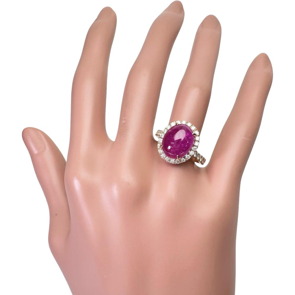 13.5号 カボションルビー 8.828ct ダイヤモンド 計0.76ct リング・指輪