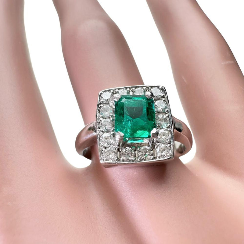 13号 エメラルド 0.87ct ダイヤモンド 0.30ct リング・指輪 Pt900プラチナ 7.2g レディース
【中古】【真子質店】【NN】




【KKx】