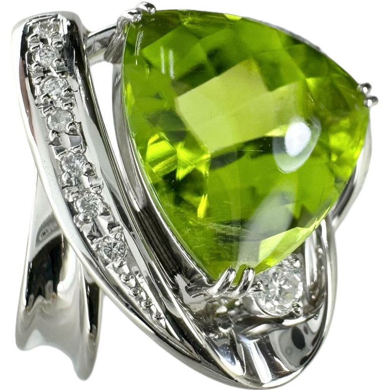 11.5号 ペリドット 7.61ct ダイヤモンド 計0.15ct リング・指輪 Pt900プラチナ 15.2g レディース
【中古】【真子質店】【NN】




【IIxx】