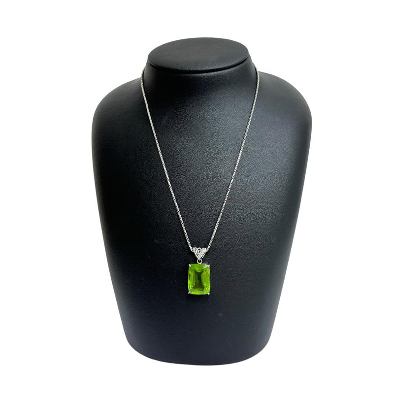ペリドット 19.583ct ダイヤモンド 計0.06ct ネックレス Pt950プラチナ/Pt850プラチナ 17.5g 40cm レディース
【中古】【真子質店】【NN】




【IYYI】