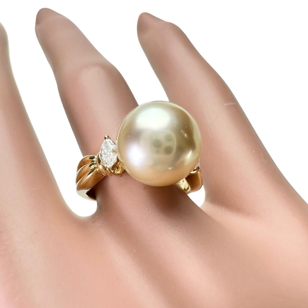 10号【MIKIMOTO/ミキモト】 ゴールデンパール/白蝶真珠10.7mm