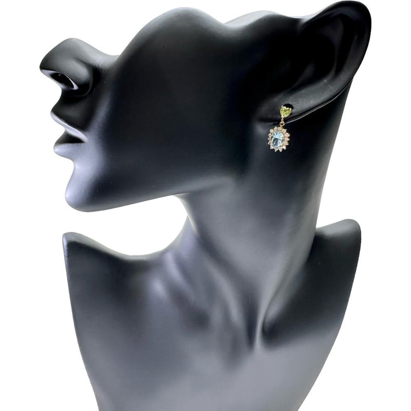 ブルートパーズ 0.90/0.94ct ペリドット 0.22×2ct ダイヤモンド 計0.18×2ct ピアス K18ゴールド 18金 3.2g レディース
【中古】【真子質店】【NN】




【DMoI】