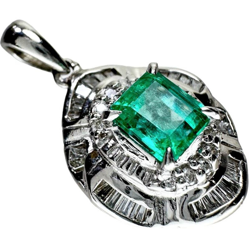 エメラルド 0.75ct ダイヤモンド 計0.30ct ペンダントトップ Pt900プラチナ 3.6g レディース
【中古】【真子質店】【NN】




【MaMax】