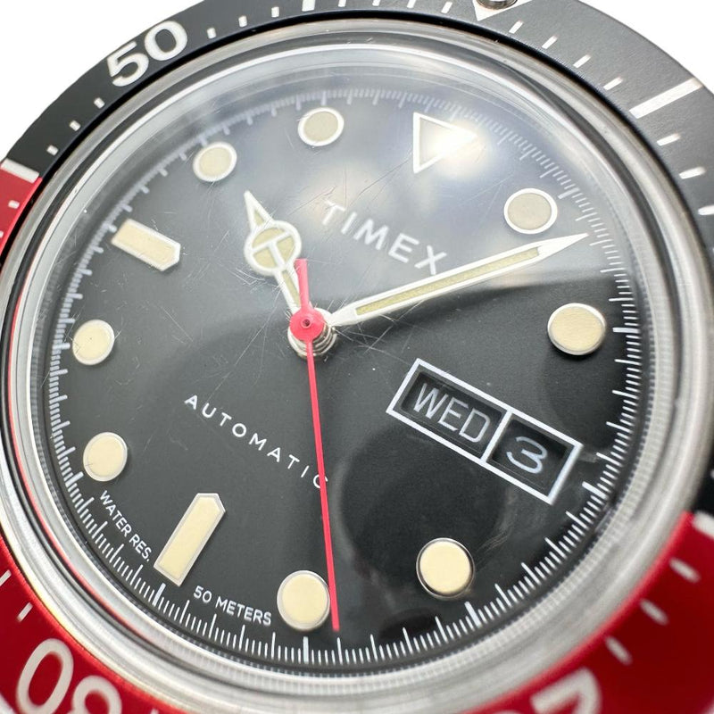 【TIMEX/タイメックス】 M79 デイデイト  コークカラー　裏スケ 腕時計 ステンレススチール 自動巻き/オートマ 黒文字盤/赤黒ベゼル メンズ
【中古】【真子質店】【NN】




【IIx】