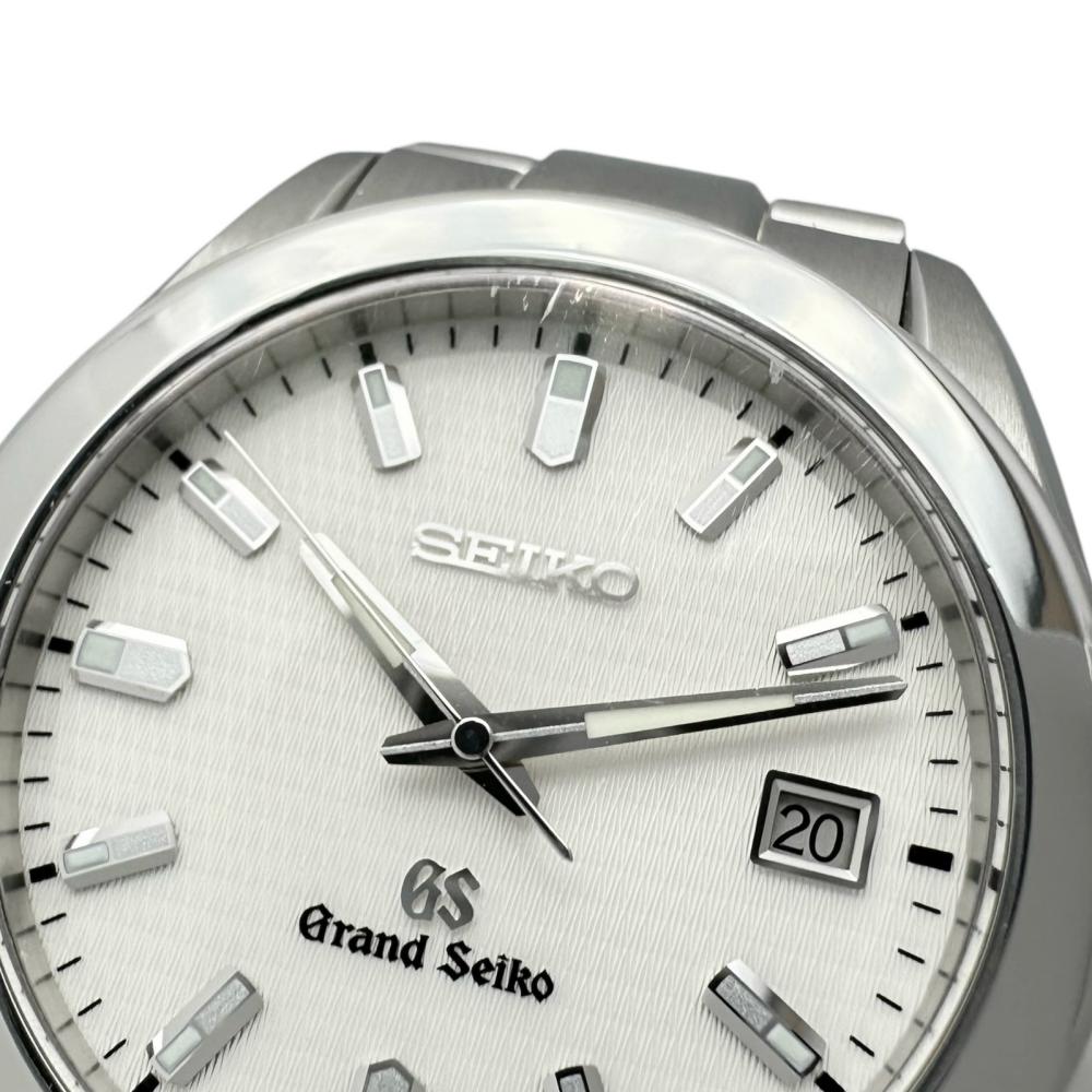 グランドセイコー 20気圧防水 クォーツ 腕時計 SBGF017 8J56 Owner review: Grand Seiko SBGF017 - FIFTH WRIST