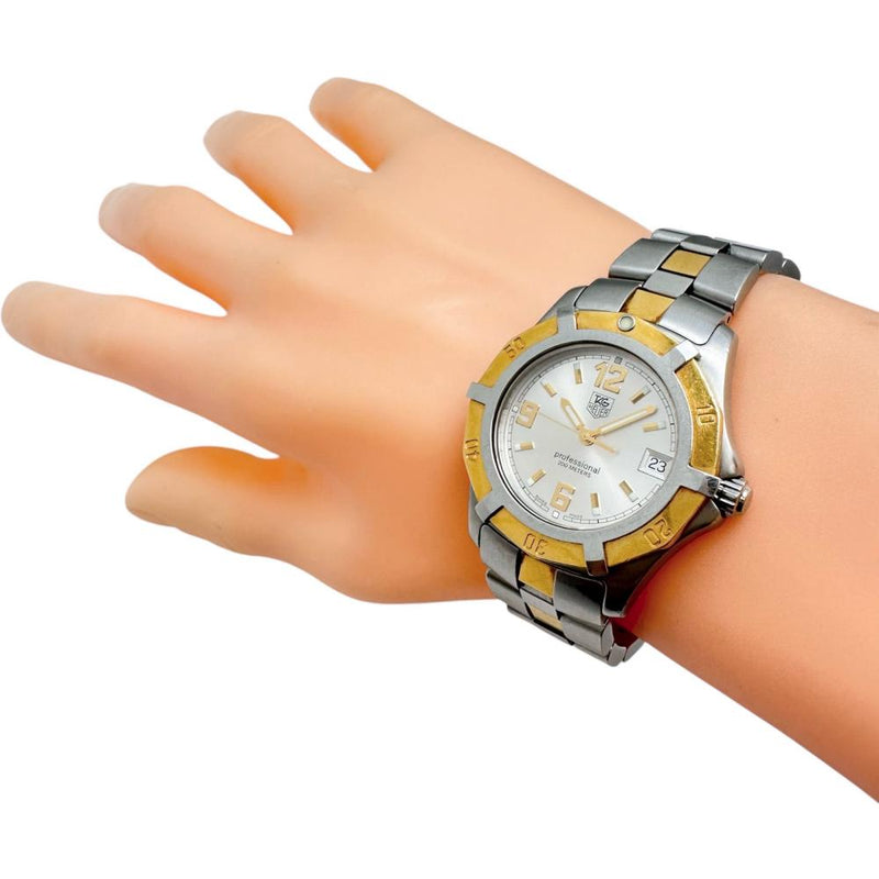 【TAG HEUER/タグホイヤー】 エクスクルーシブ デイト プロフェッショナル200M WN1153 腕時計 ステンレススチール/GP クオーツ シルバー文字盤/コンビカラー ボーイズ
【中古】【真子質店】【GD】




【YxMo】